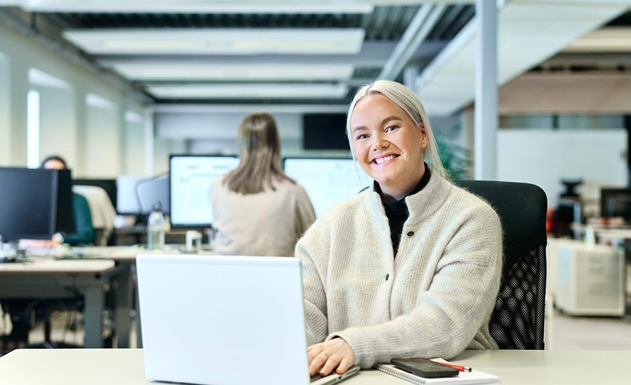 Emilie jobber som boliglånsrådgiver i BN Bank og hjelper deg med mellomfinansiering