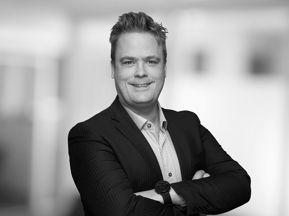 Portrett av Endre Jo Reite i grått