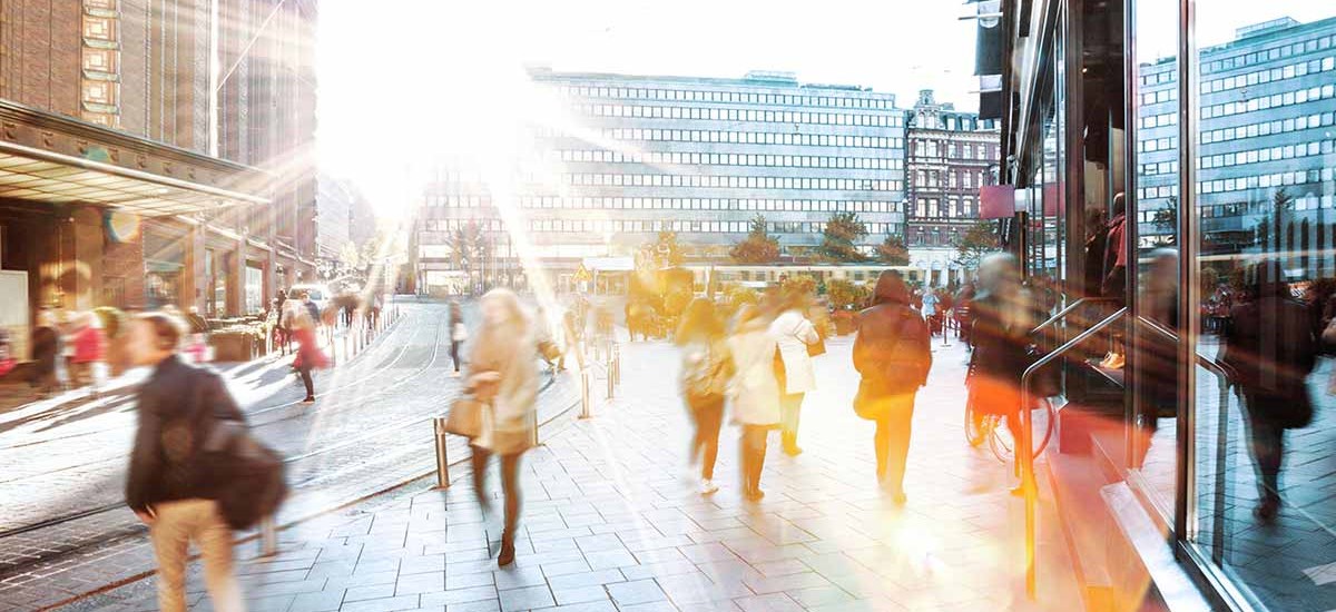 Folk går i Oslos gater, til illustrasjon for eiendomsfinansiering